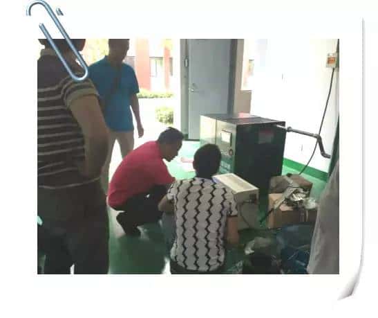 萨震空压机正常运行